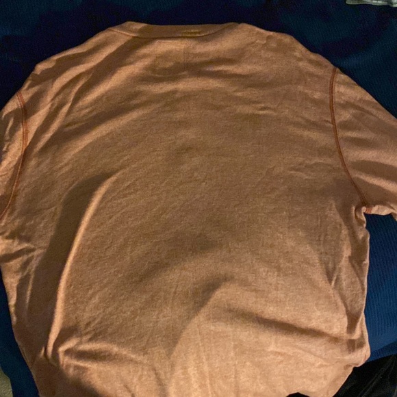 Levi’s red long sleeve - Picture 2 of 2